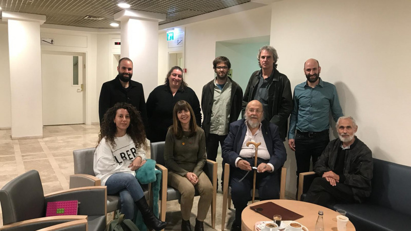 Los miembros de la CLO con el presidente de la AIH, Aurelio González